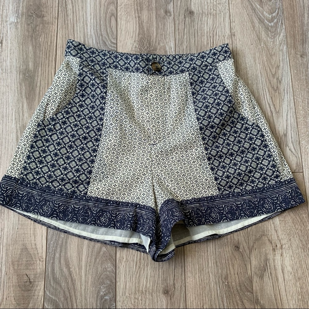 NEW American Eagle blue Cottage Core Floral Shorts Small